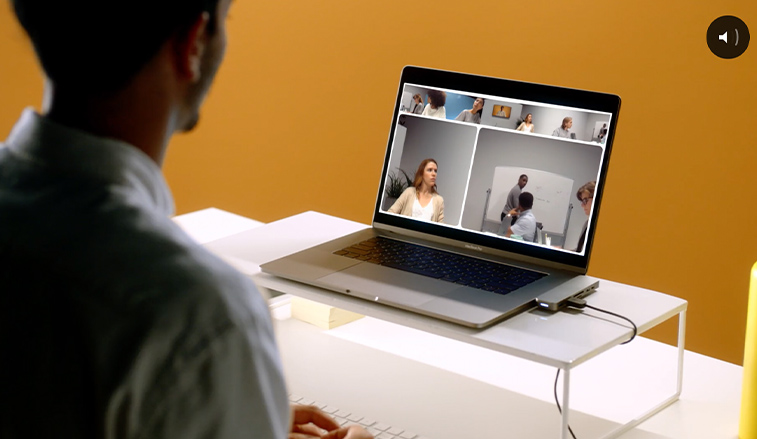 Pemasangan kamera Meeting Owl SRU akan meningkatkan pembelajaran online