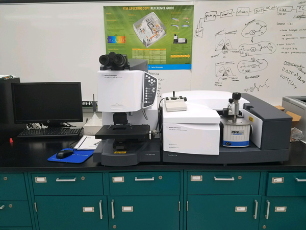 Agilent Cary 600 FTIR Spectrometer with Microscope
