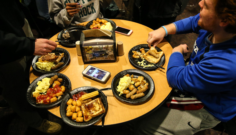 Students with food