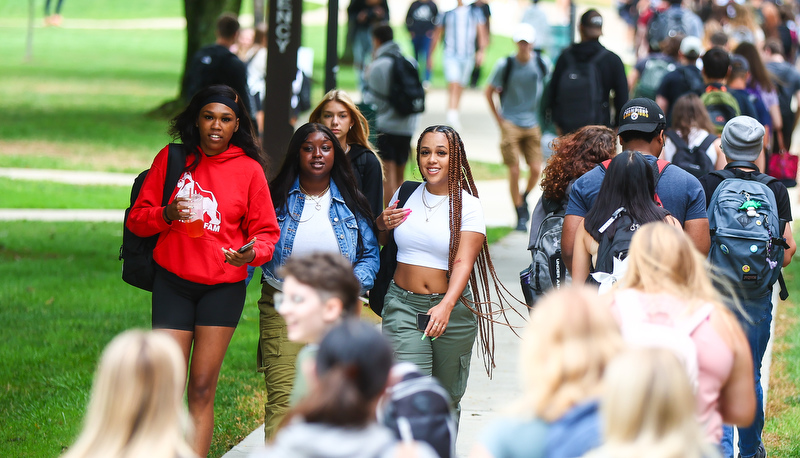 Students are back on camous for the first day of classes