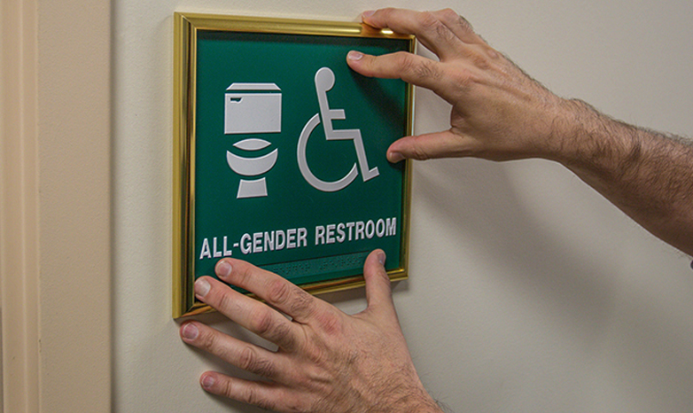 SRU dévoile plus de 70 salles de bains pour tous les sexes