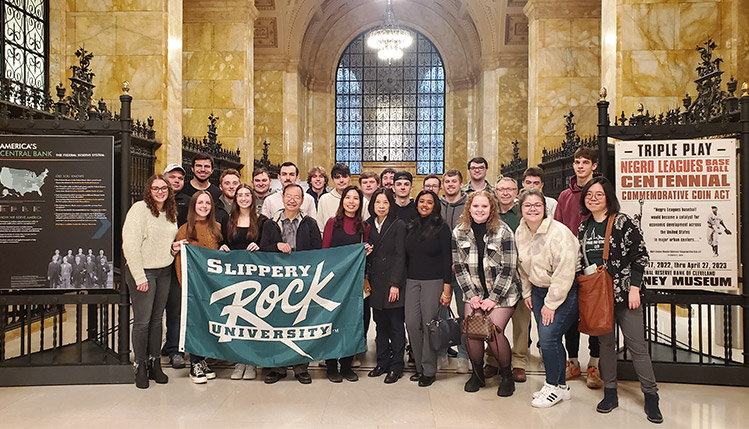 A group photo of SRU students on a trip in Cleveland. 