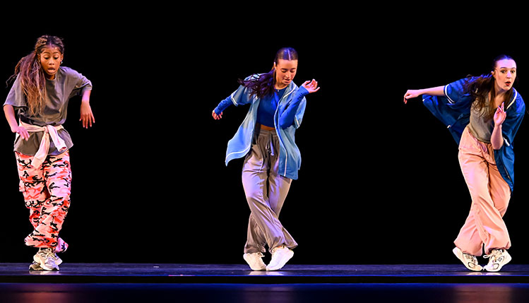 Students perform choreography