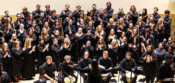 SRU Chorus performing 