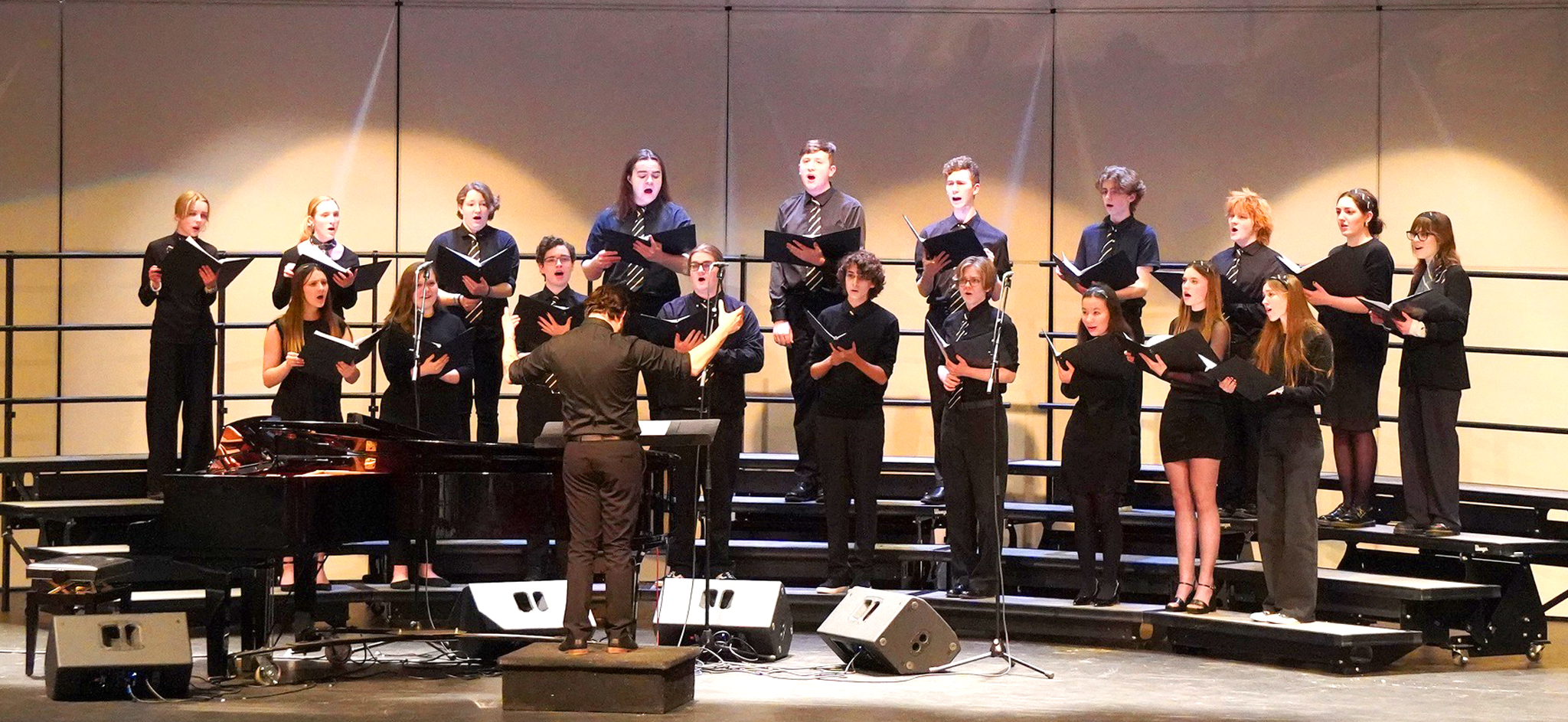 Choral conductor banner