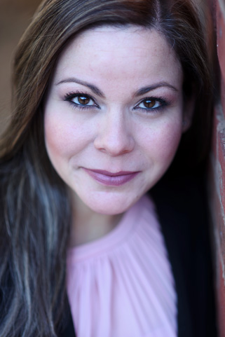 Cindy Candelaria Headshot