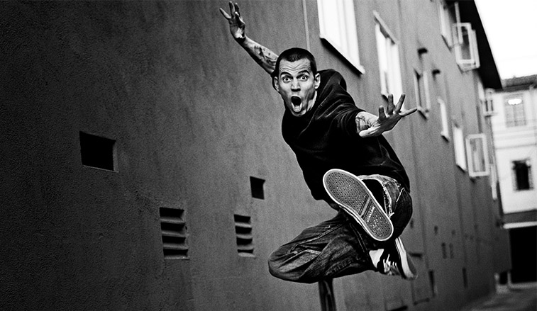 Steve-O Kicking