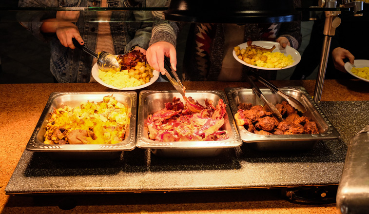 Students selecting food