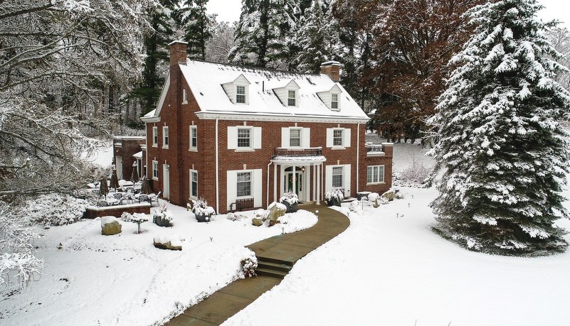 President's house covered in snow