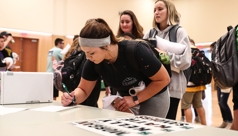 Students getting signs made