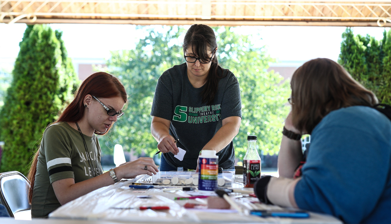 Students making art