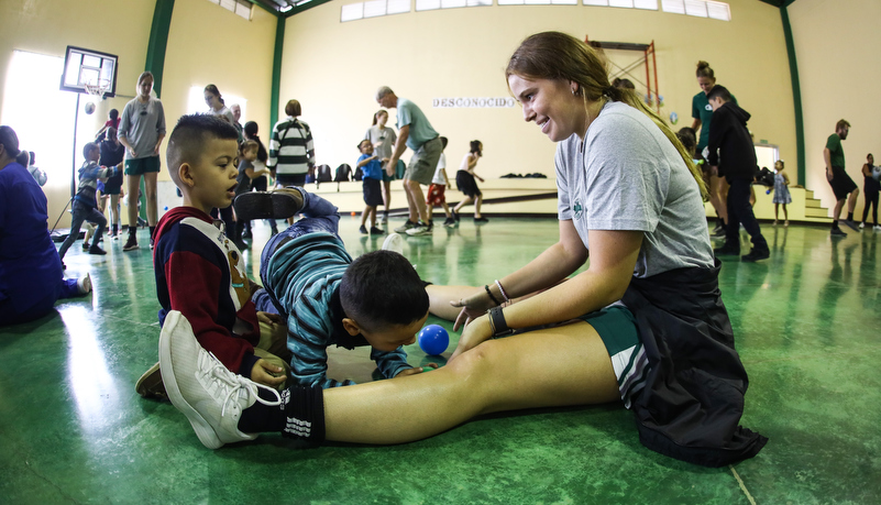 interation between an SRU student and a child