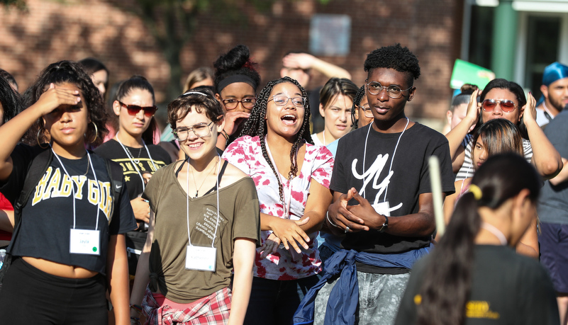 Students during jump start orientation