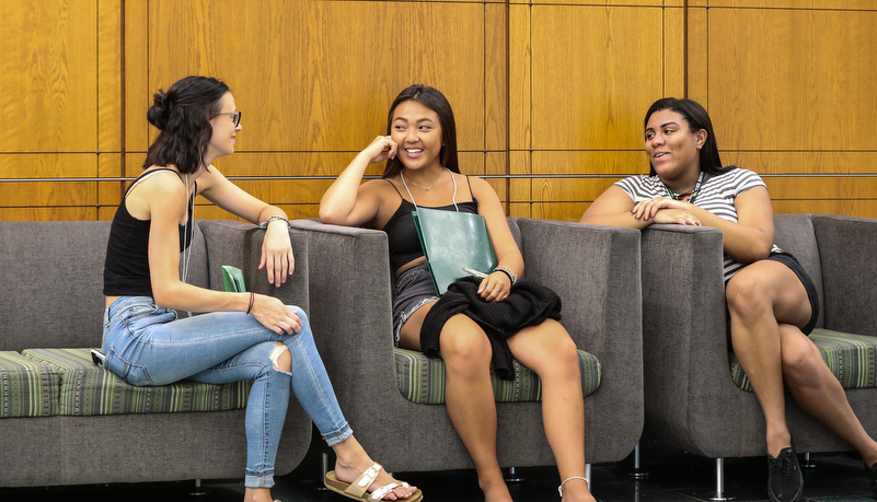 Students during jump start orientation