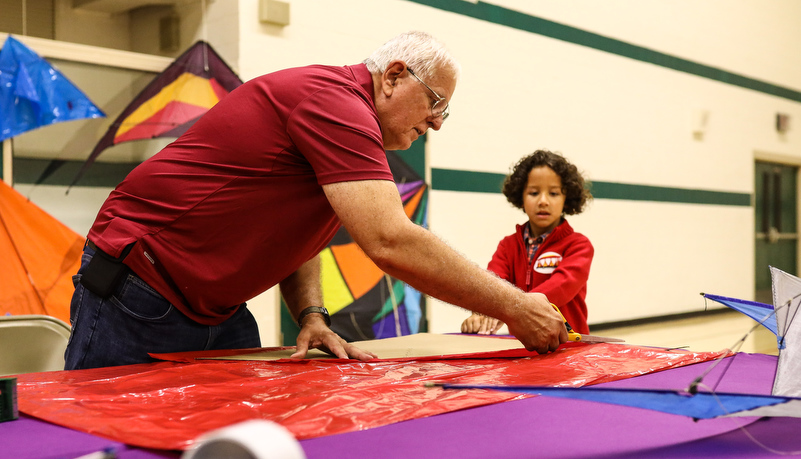 making a kite