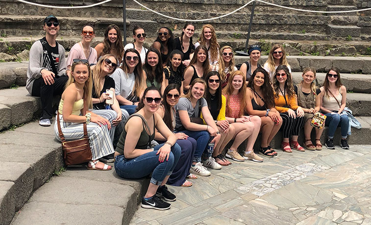 Dance students in Italy