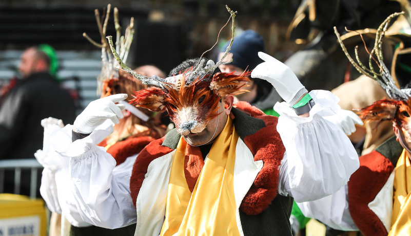 Parade performers