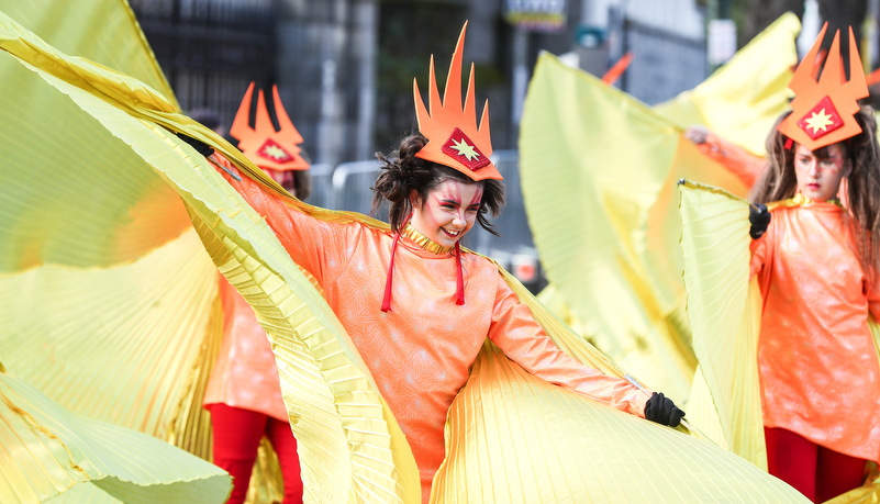 Parade performers