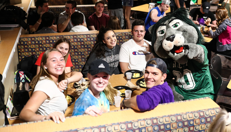 students enjoying food