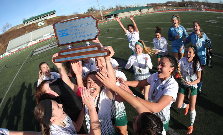 Sru Womens Soccer Earns No 2 Seed In Ncaa Dll Playoffs Slippery 