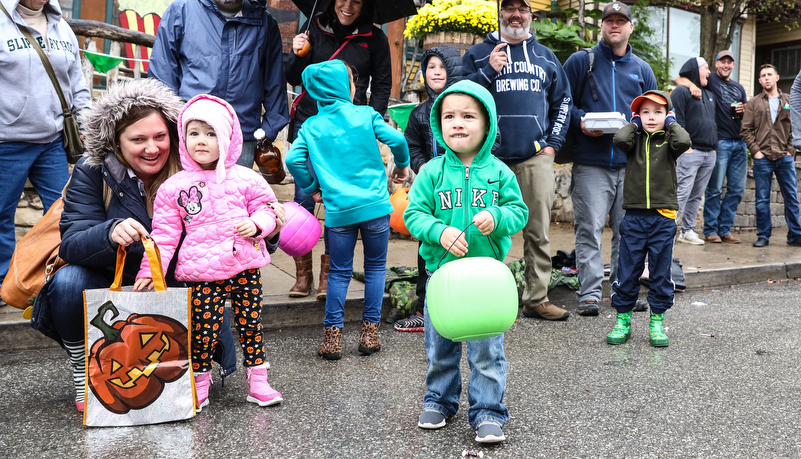 Kids waiting for candy