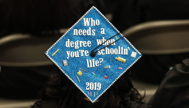 Cap that says who needs a degree when you are schoolin' life