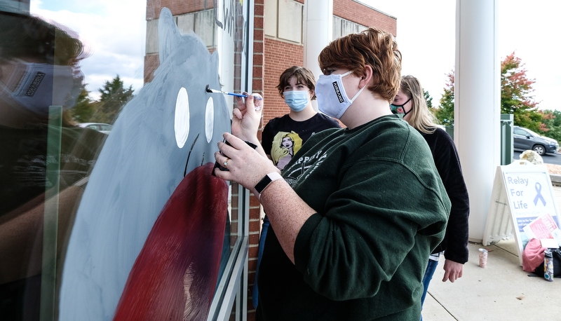 Students painting