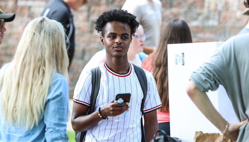 Students at the Campus Involvement Fair