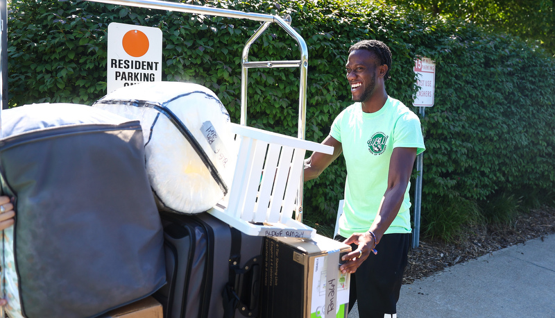 Students moving in for the academic year