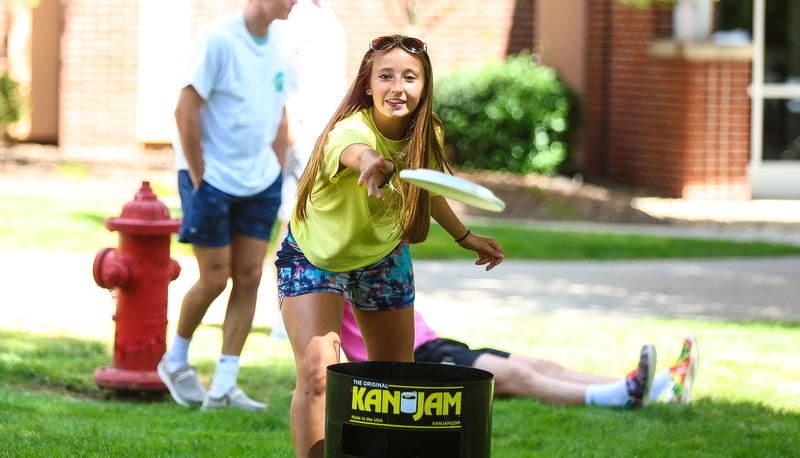 Students enjoying their first full day on campus