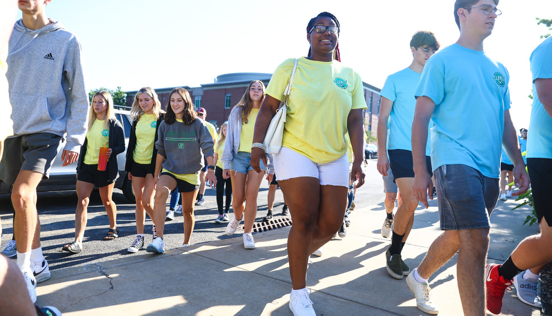 Students enjoying their first full day on campus