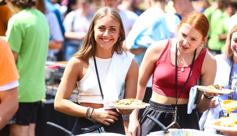 Students enjoying their first full day on campus