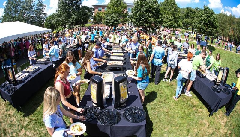 Students enjoying their first full day on campus