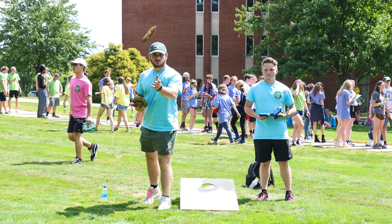 Students enjoying their first full day on campus