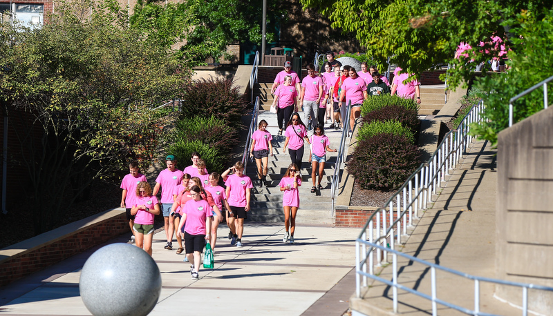 Students enjoying their first full day on campus