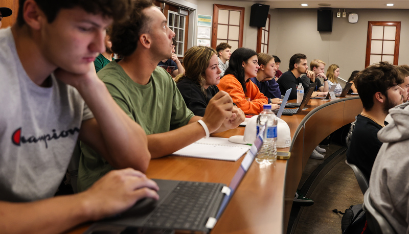 Students are back on camous for the first day of classes