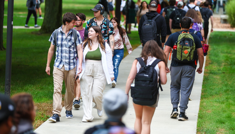 Students are back on camous for the first day of classes