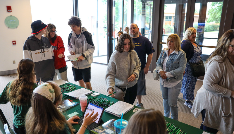 Prospective students visit campus