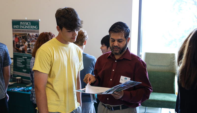 Prospective students visit campus