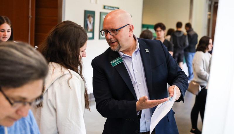 Prospective students visit campus