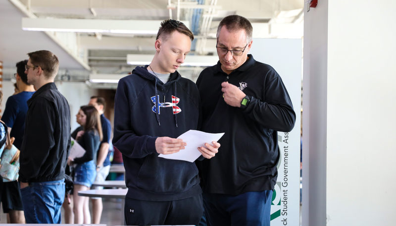Prospective students visit campus