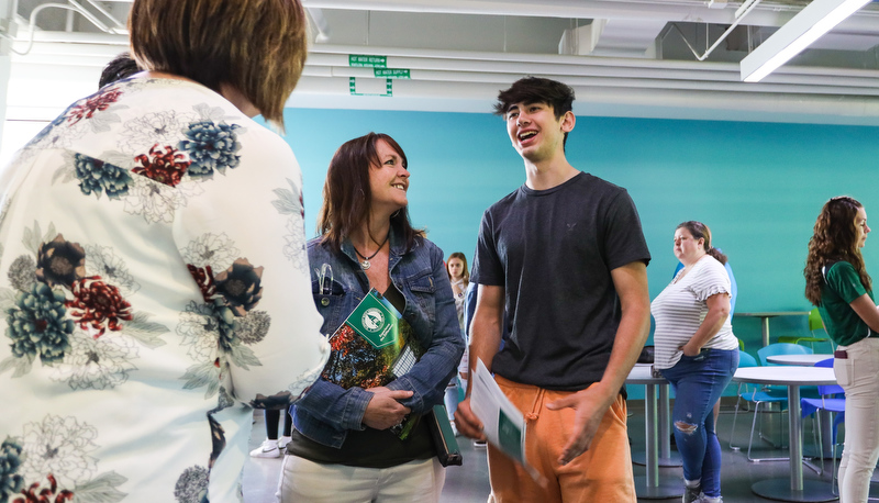 Prospective students visit campus