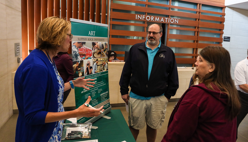 Prospective students visit campus