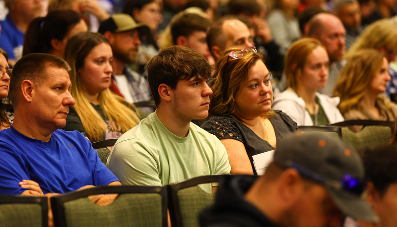 Students visiting SRU