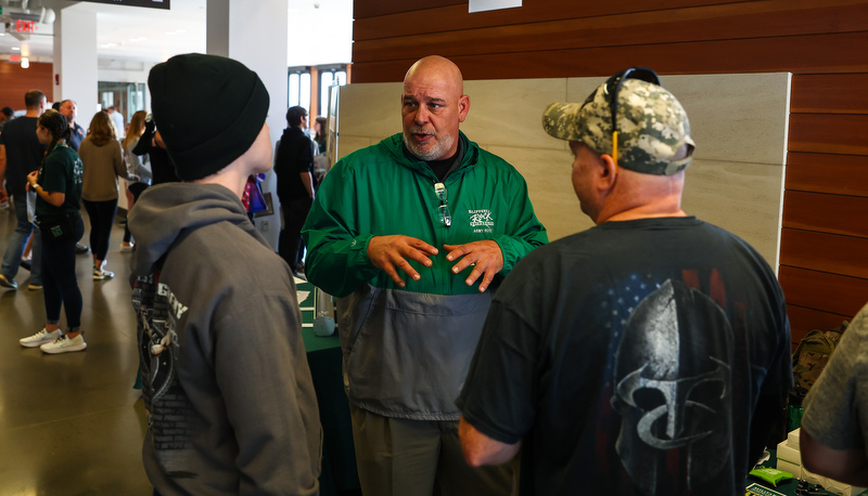 Students visiting SRU