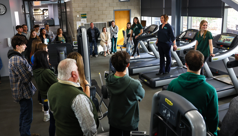 Students visiting SRU