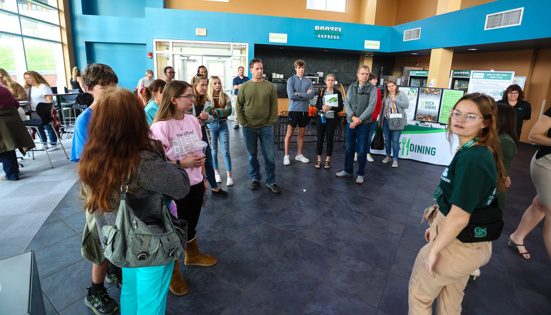 Students visiting SRU