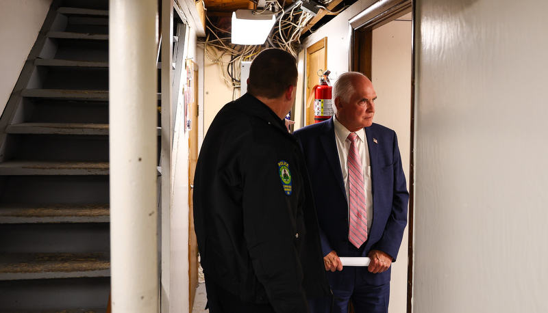 Congressman Kelly visits campus