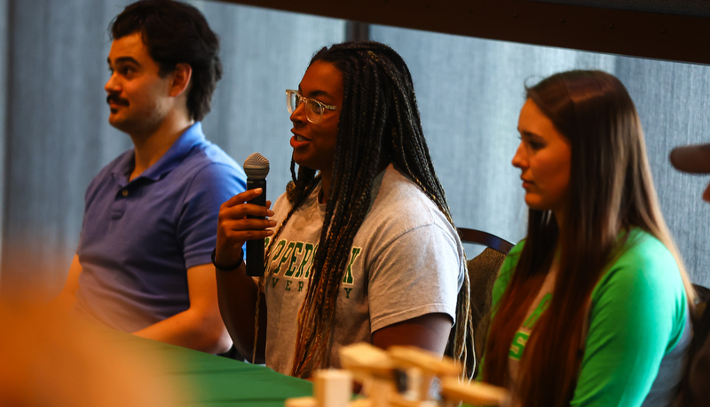 High school students attending engineering day