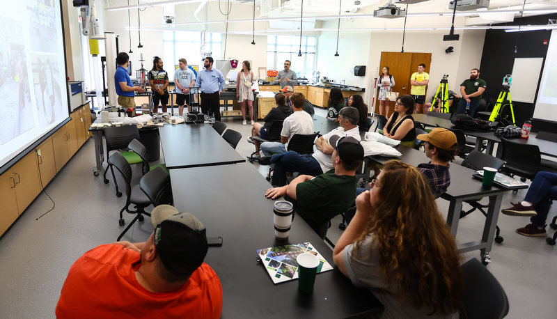 High school students attending engineering day